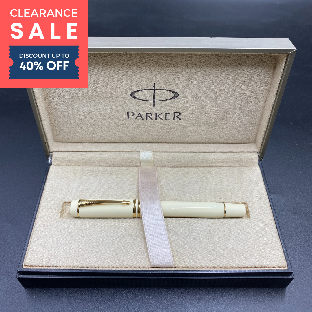 CLEARANCE SALE) Parker Duofold White Ivorine Gold Trim Rollerball